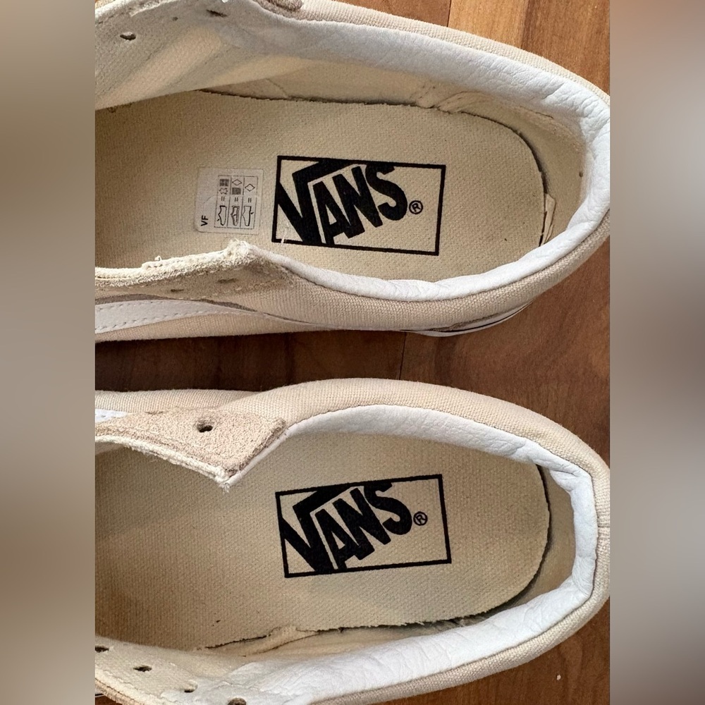 Old Skool Vans, Beige Canvas and Suede Low top Sneaker, Unisex W 5.5, M 4 - Picture 8 of 8